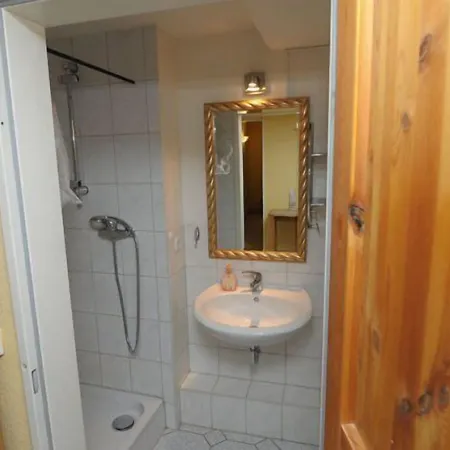 Hirsch Garni Vendégház 2*
