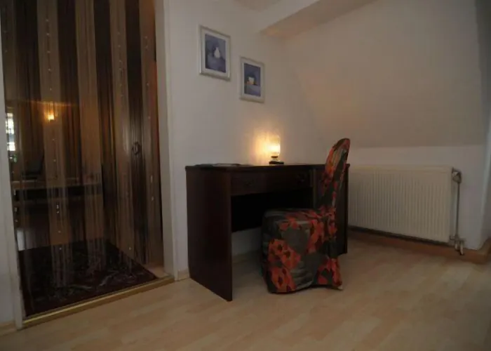 Hirsch Garni 2* Fulde